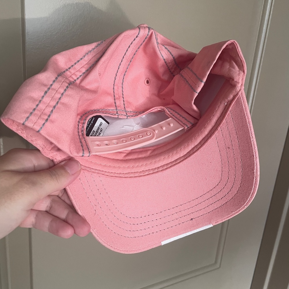True Religion hat - Picture 3 of 4